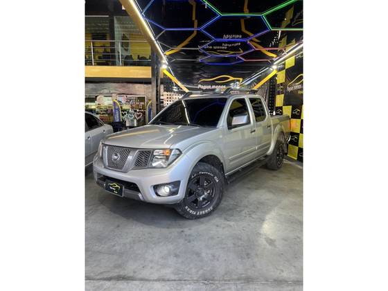 NISSAN FRONTIER 2.5 SV ATTACK 4X4 CD TURBO ELETRONIC DIESEL 4P MANUAL